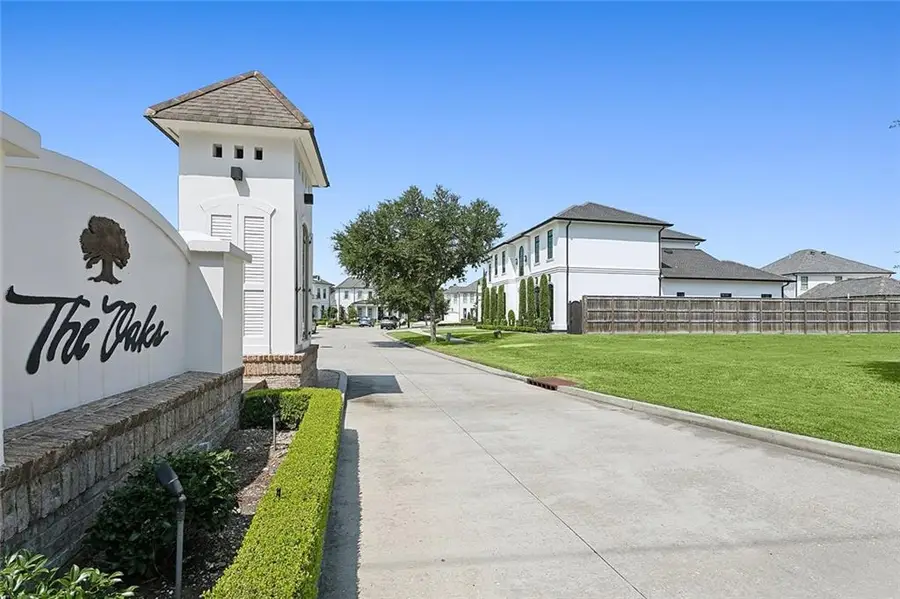 101 Oak Tree Drive, New Orleans, LA 70124 - Image #2