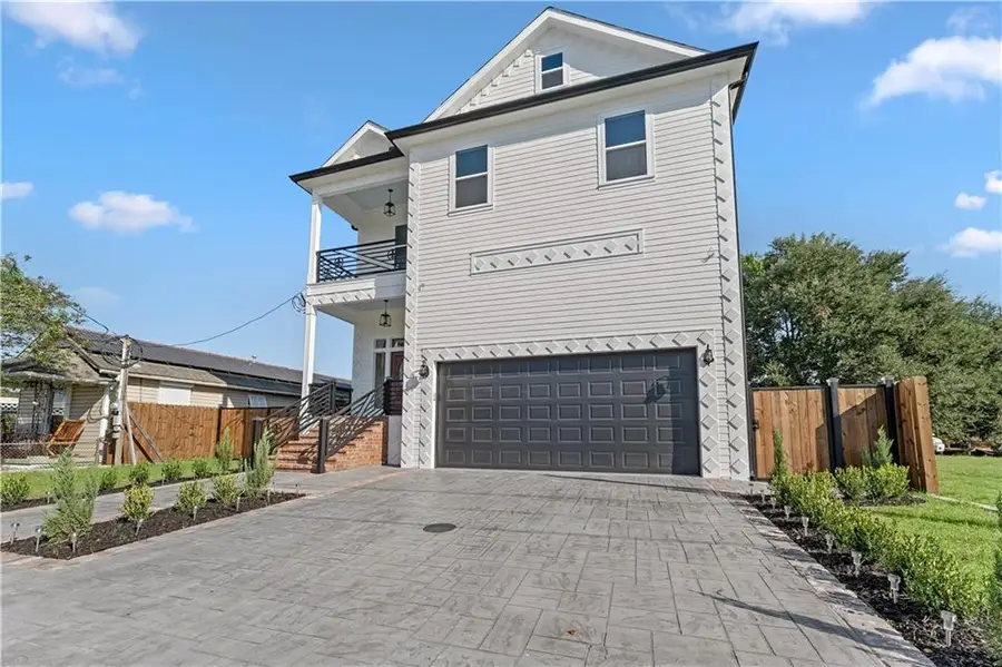 1425 Angela Street, Arabi, LA 70032 - Image #2