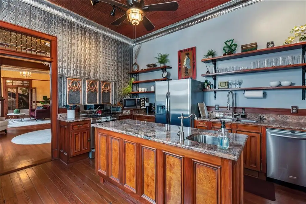 8500-08 Oak Street, New Orleans, LA 70118 - Image #1