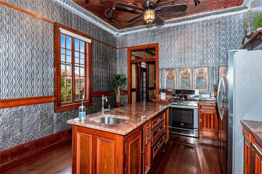 8500-08 Oak Street, New Orleans, LA 70118 - Image #2