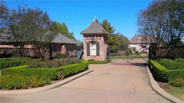 5988 & 5986 Stonegate Drive, Alexandria, LA 71303 - Image #3