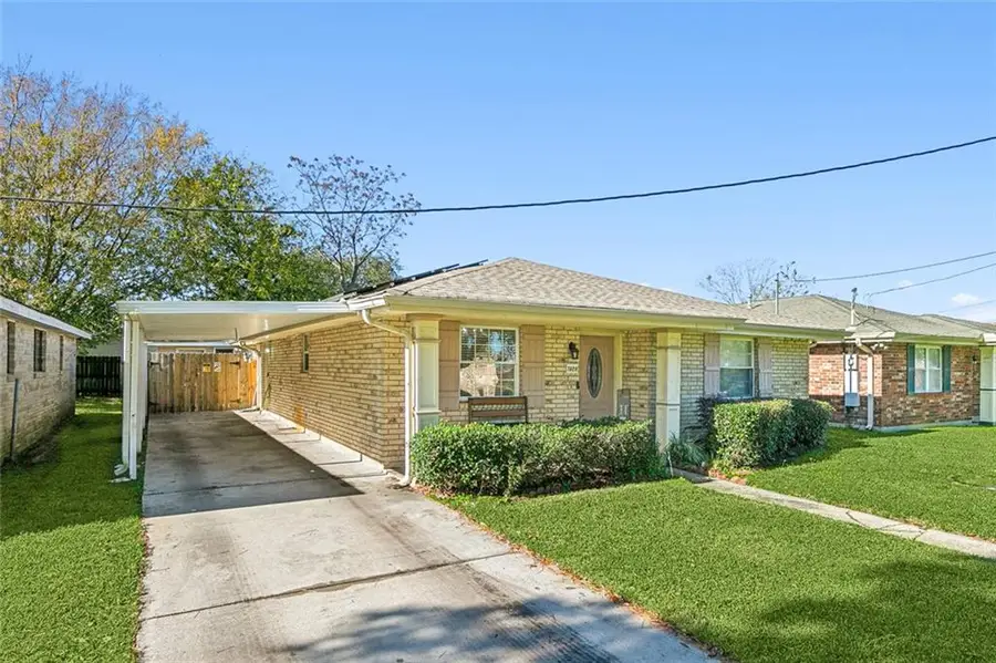 7528 Vanderkloot Avenue, New Orleans, LA 70127 - Image #2