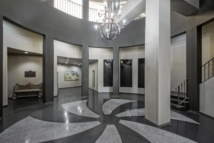 330 Julia Street #226, New Orleans, LA 70130 - Image #3