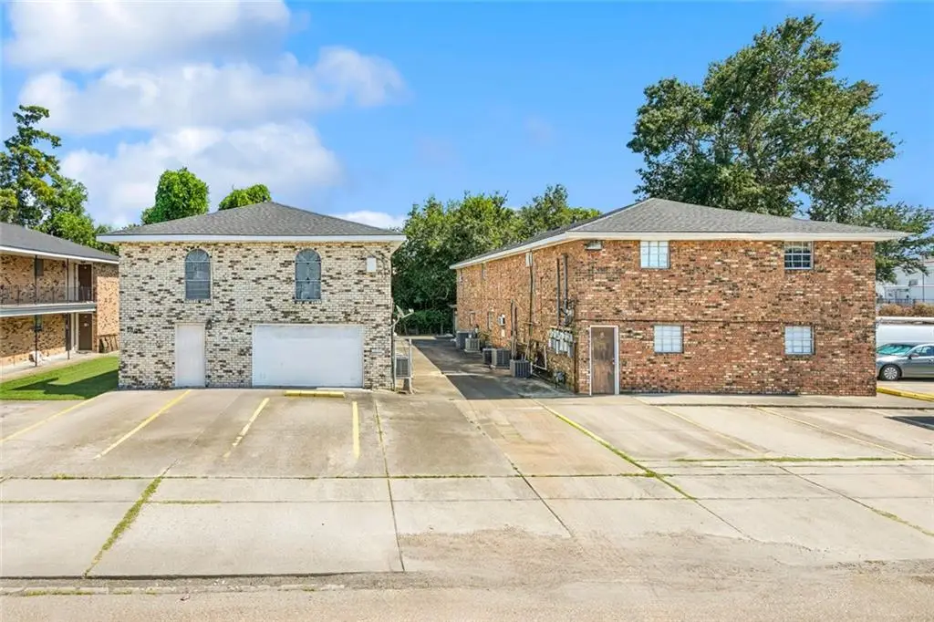 901 E St. Bernardy Highway, Chalmette, LA 70043 - #1