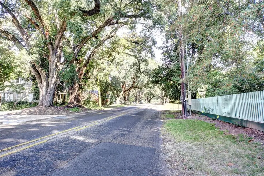 900 Williams Avenue, Natchitoches, LA 71457 - Image #2