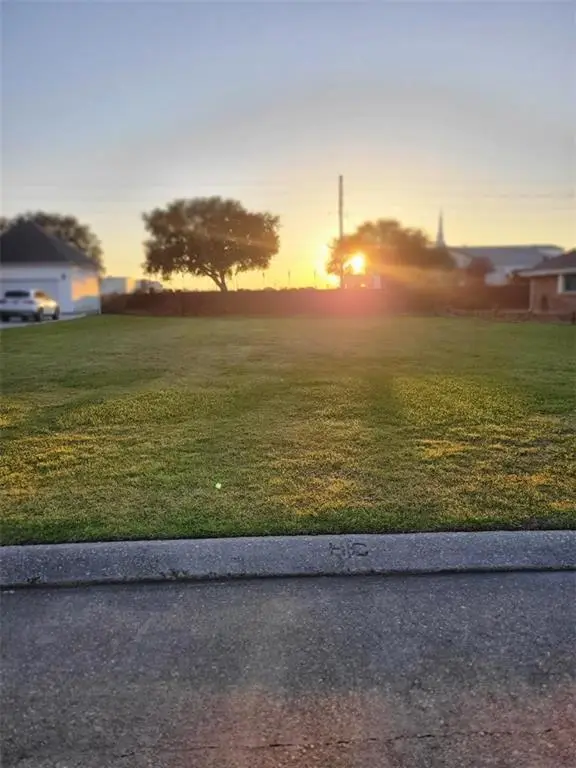 Lake Arrowhead Drive, Harvey, LA 70058 - Image #3