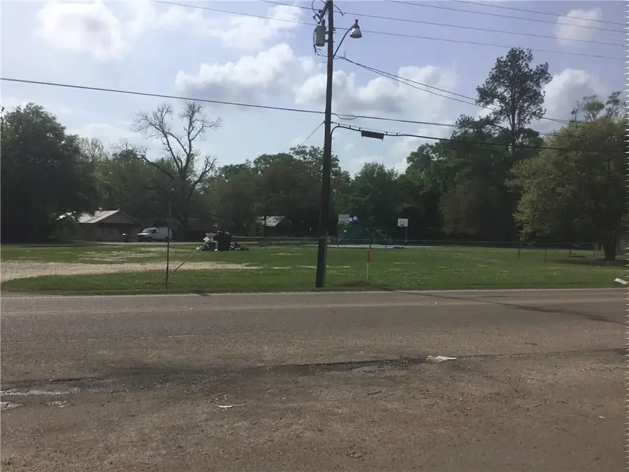 919 N Columbia Street, Covington, LA 70433 - #2