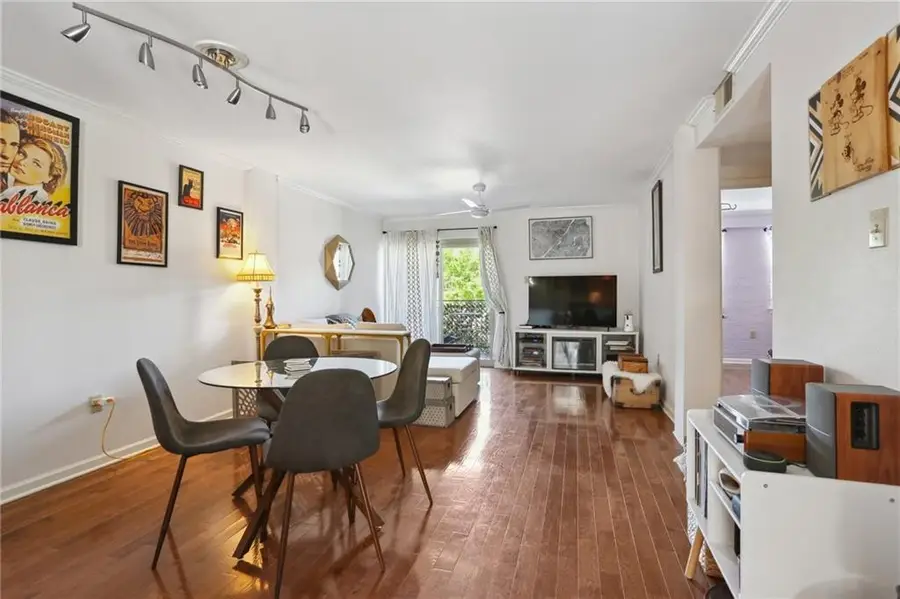 3915 St Charles Avenue #215, New Orleans, LA 70115 - Image #2