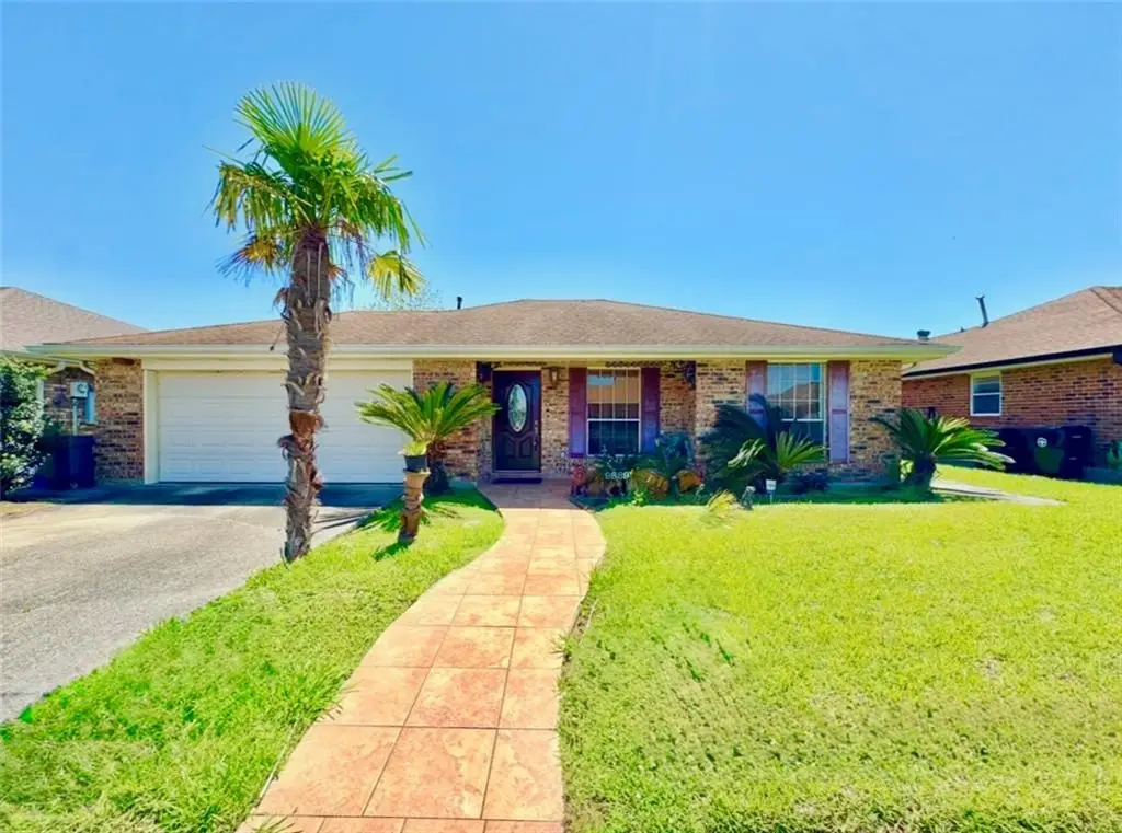 9869 E Wheaton Circle, New Orleans, LA 70127 - Image #1