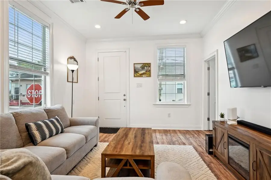 3301 Loyola Avenue, New Orleans, LA 70115 - Image #3