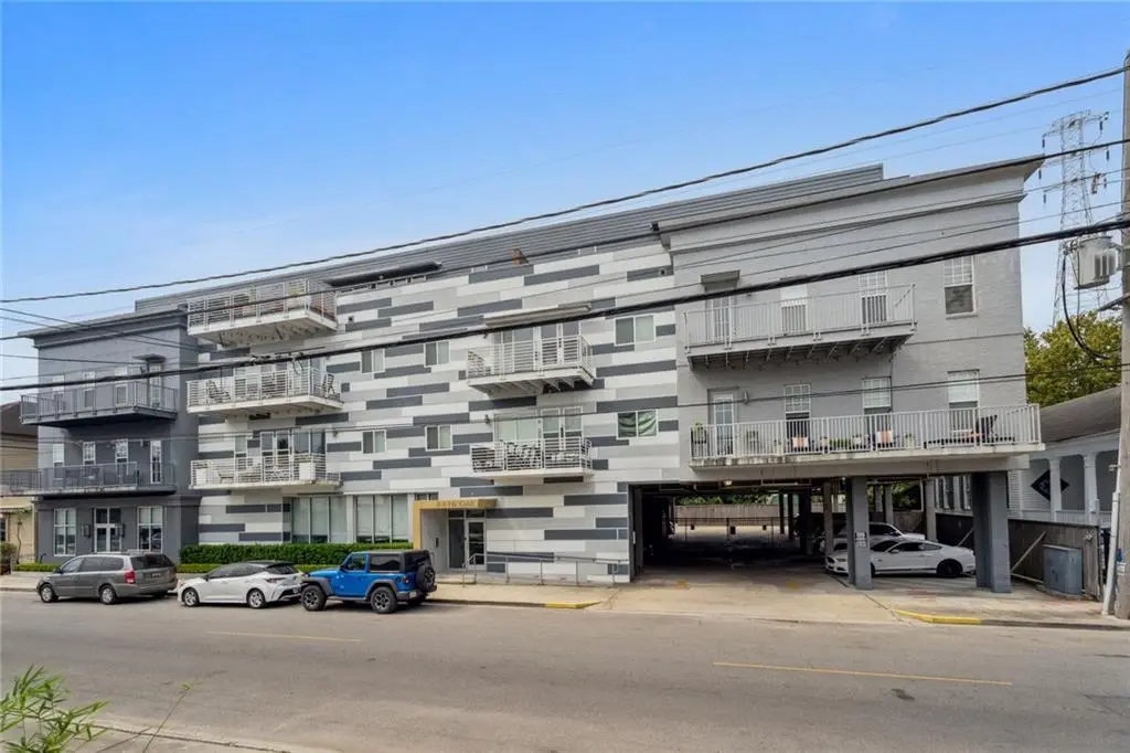 8616 Oak Street #401, New Orleans, LA 70118 - Image #1