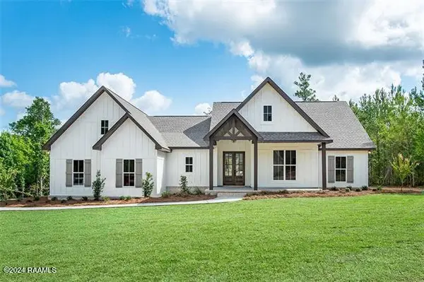 7259 Deville Estates Drive, Deville, LA 71328