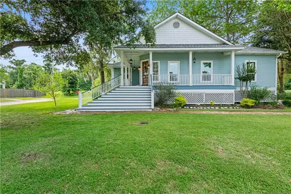 237 Villere Drive, Destrehan, LA 70047