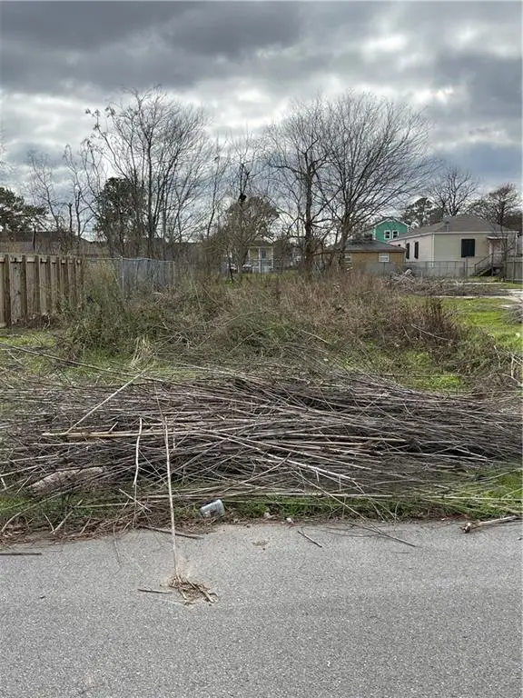 5442 N Johnson Street, New Orleans, LA 70117 - Image #1