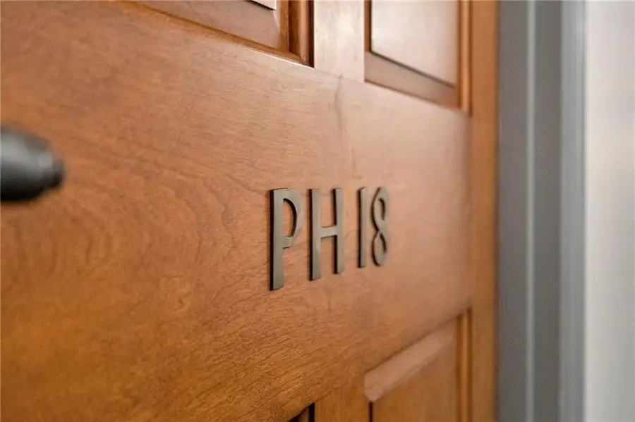 920 Poeyfarre Street #PH18, New Orleans, LA 70130 - Image #2