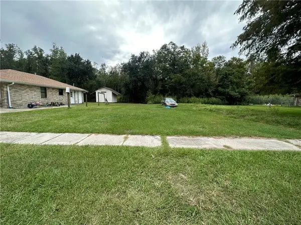 1624 Heights Drive, St Bernard, LA 70085
