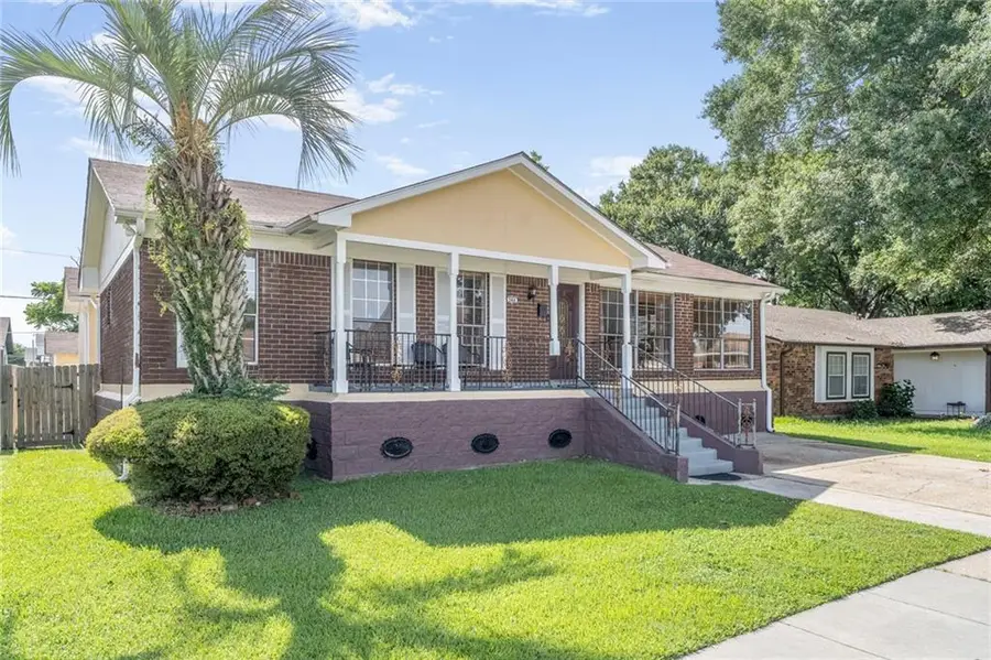 544 W Marlin Court, Terrytown, LA 70056 - #3