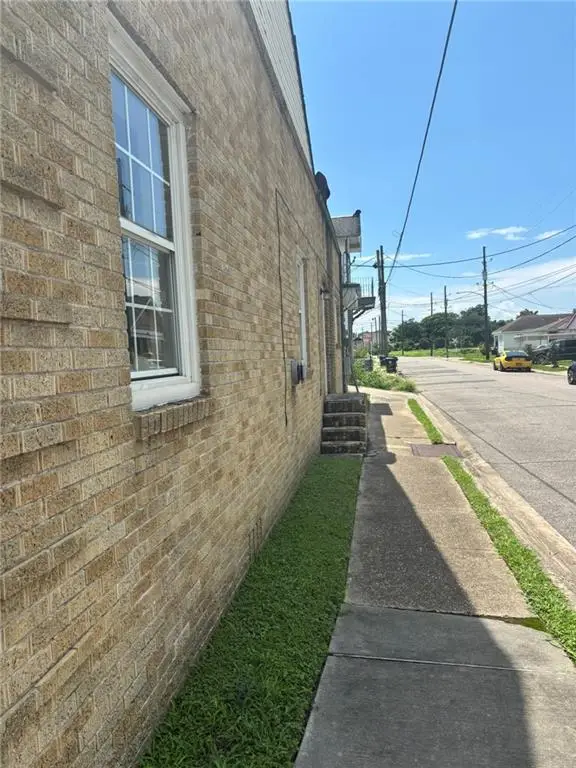 530 32 Tupelo Street, New Orleans, LA 70117 - Image #2