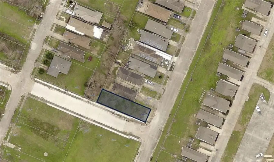 2400 Dubreuil Street, New Orleans, LA 70117 - Image #2