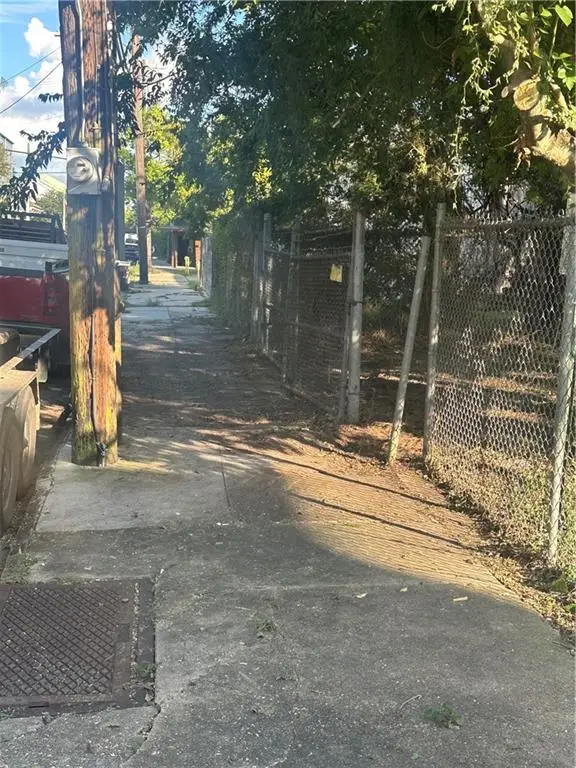 1118 Thalia Street, New Orleans, LA 70130 - Image #1