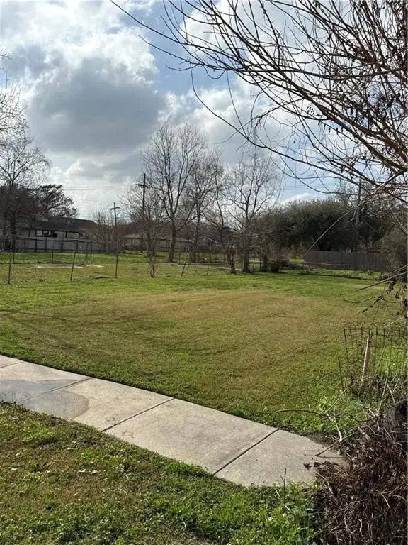 1732 Benton Street, New Orleans, LA 70117 - Image #3