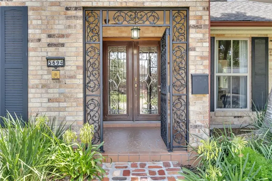 5694 Evelyn Court, New Orleans, LA 70124 - Image #3