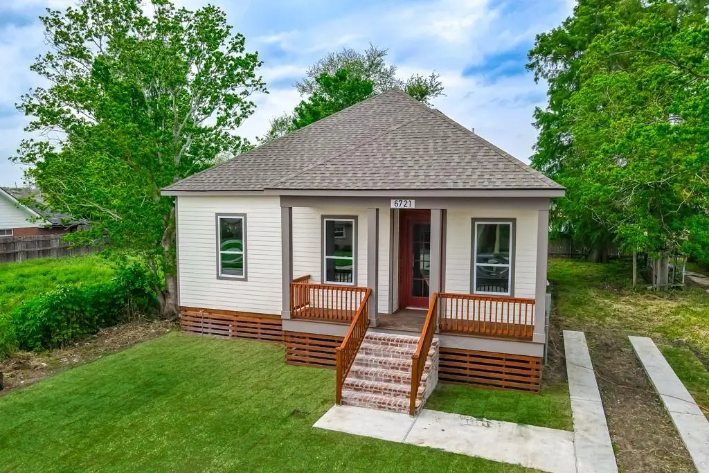 6721 Manchester Street, New Orleans, LA 70126 - Image #1