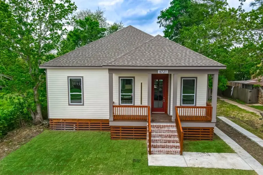 6721 Manchester Street, New Orleans, LA 70126 - Image #2