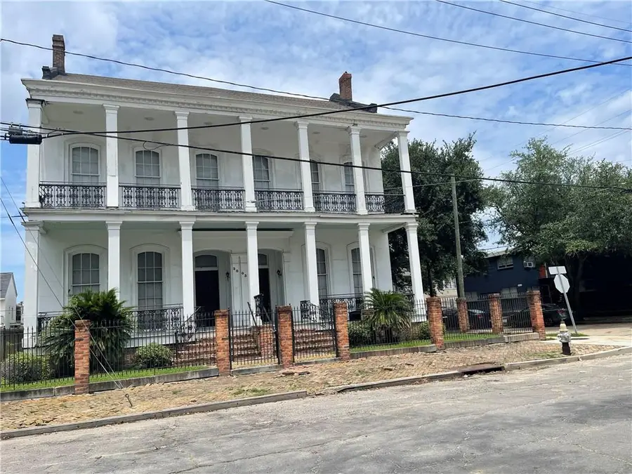 2003 05 Carondelet Street, New Orleans, LA 70130 - Image #2