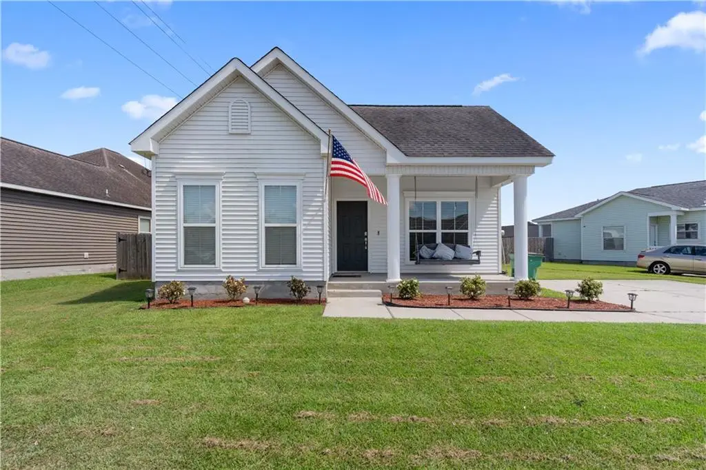 2664 Cedar Creek Street, Marrero, LA 70072 - Image #1