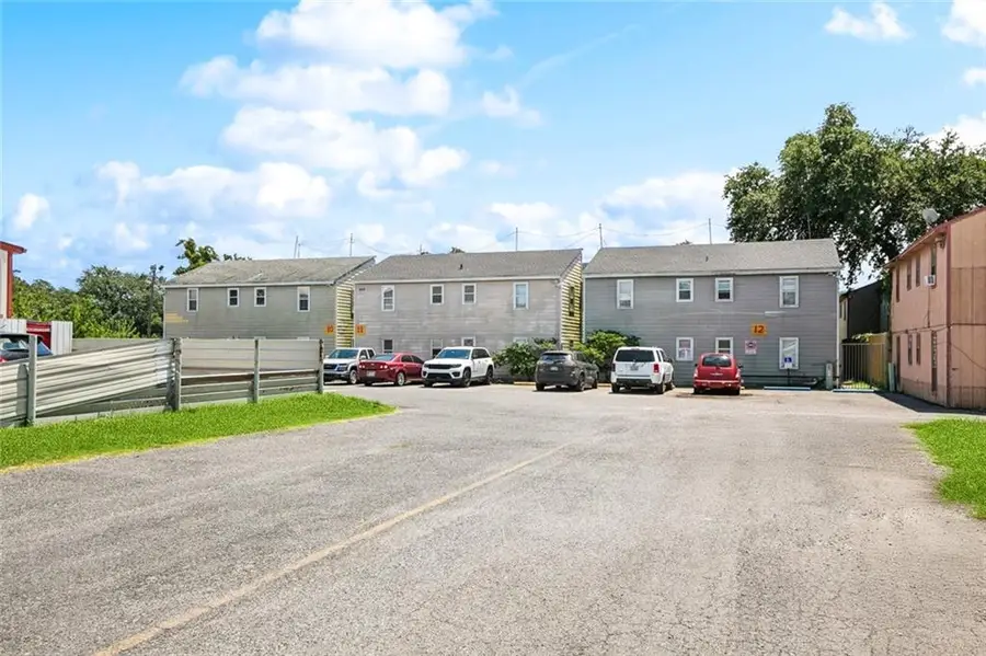 8019 Trapier Avenue, New Orleans, LA 70127 - Image #2