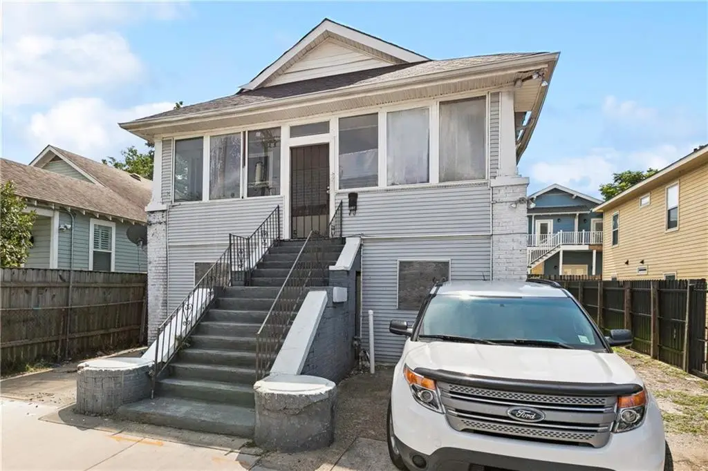 2418 Amelia Street, New Orleans, LA 70115 - Image #1
