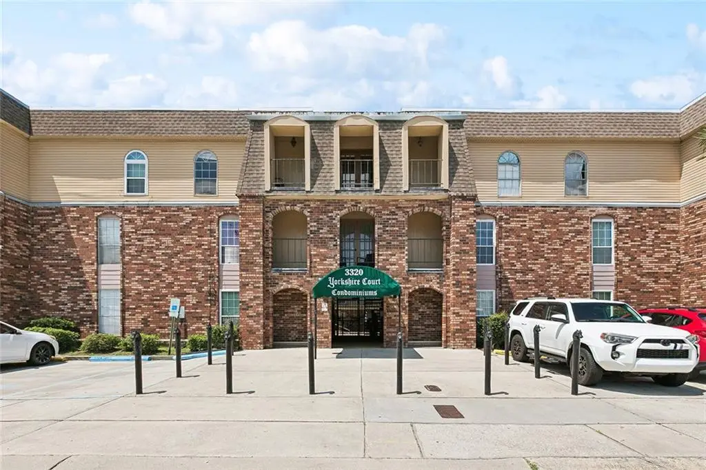 3320 N Arnoult Road #226, Metairie, LA 70002 - Image #1