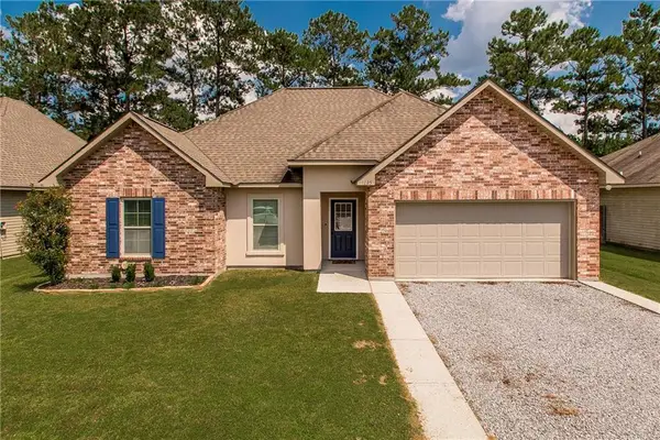 1025 E Creek Court, Covington, LA 70435