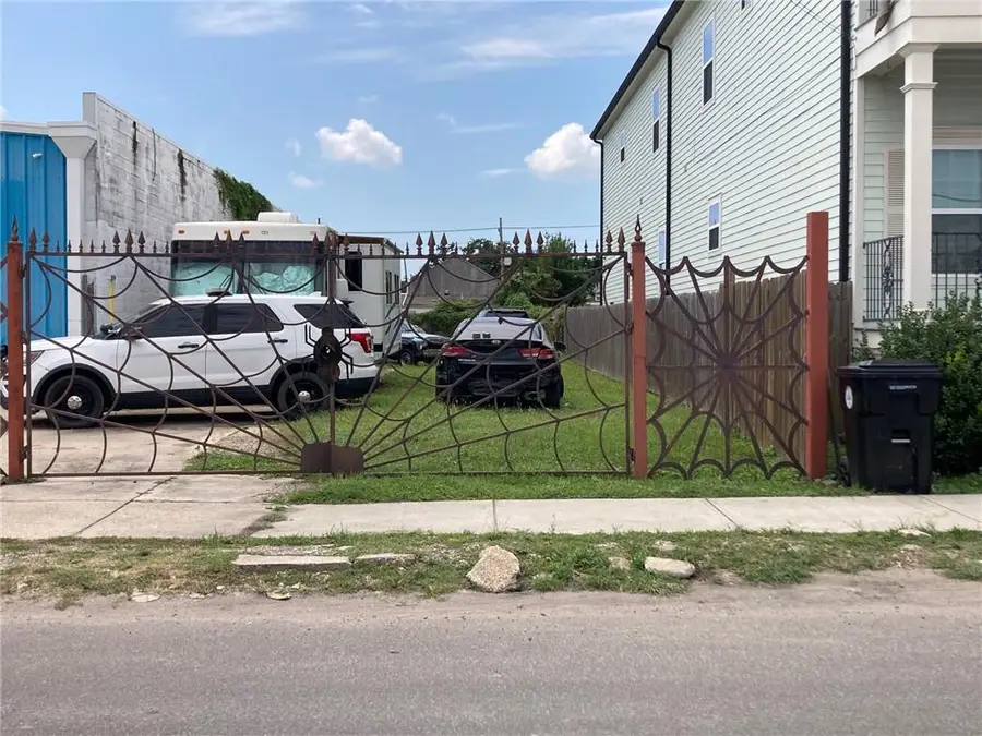 2736 Conti Street, New Orleans, LA 70119 - Image #2