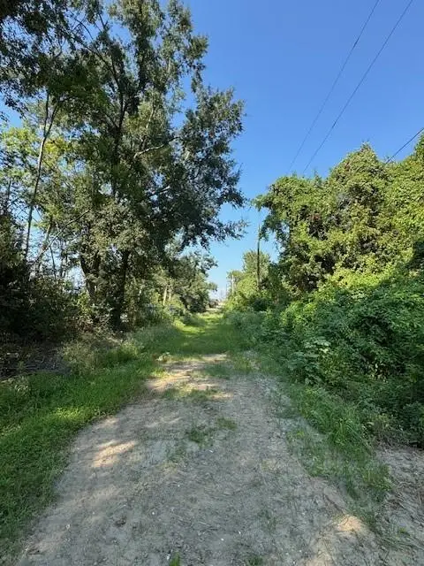 442 River Oaks Drive, Destrehan, LA 70047