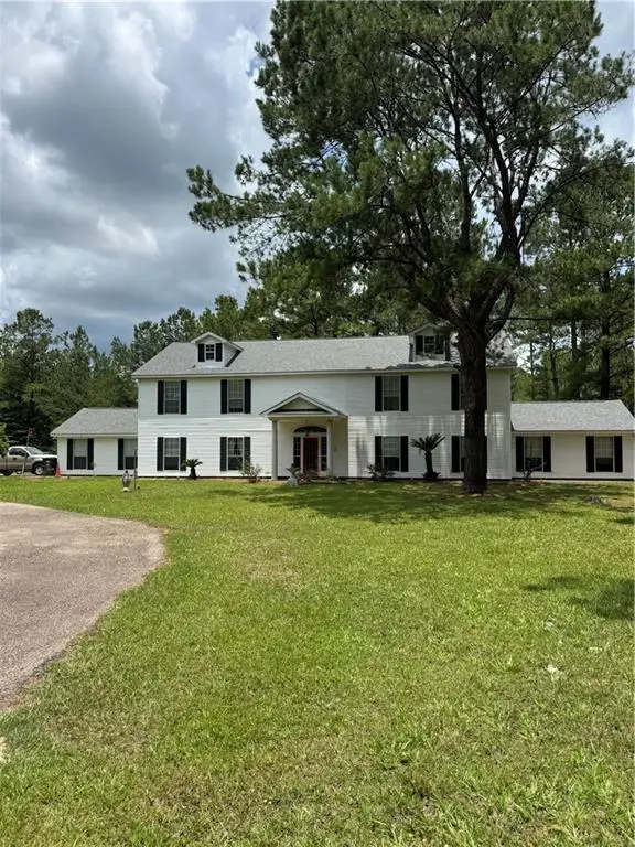 36489 Pine Street, Pearl River, LA 70452