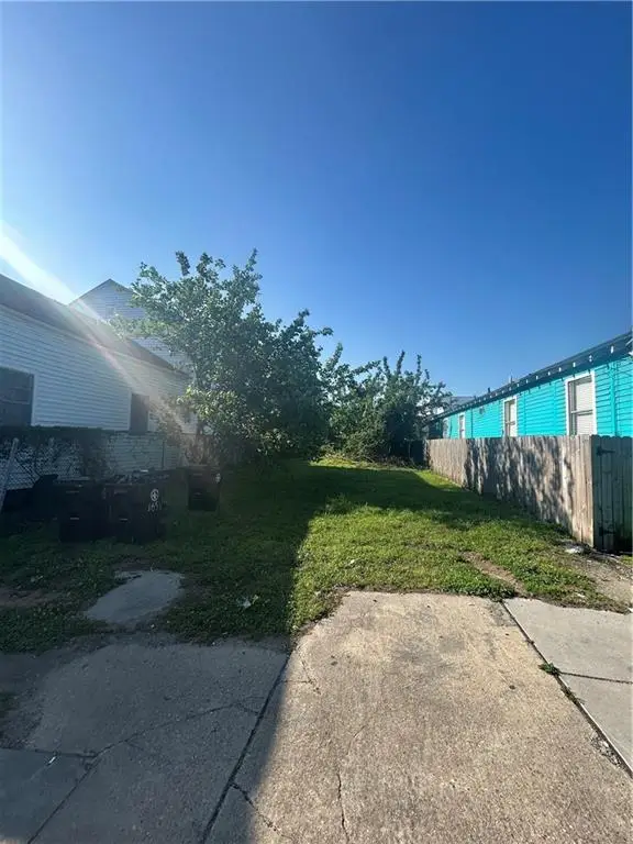 1656-1658 N Claiborne Street, New Orleans, LA 70116 - Image #1