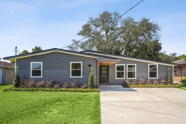 3904 Haring Road, Metairie, LA 70003