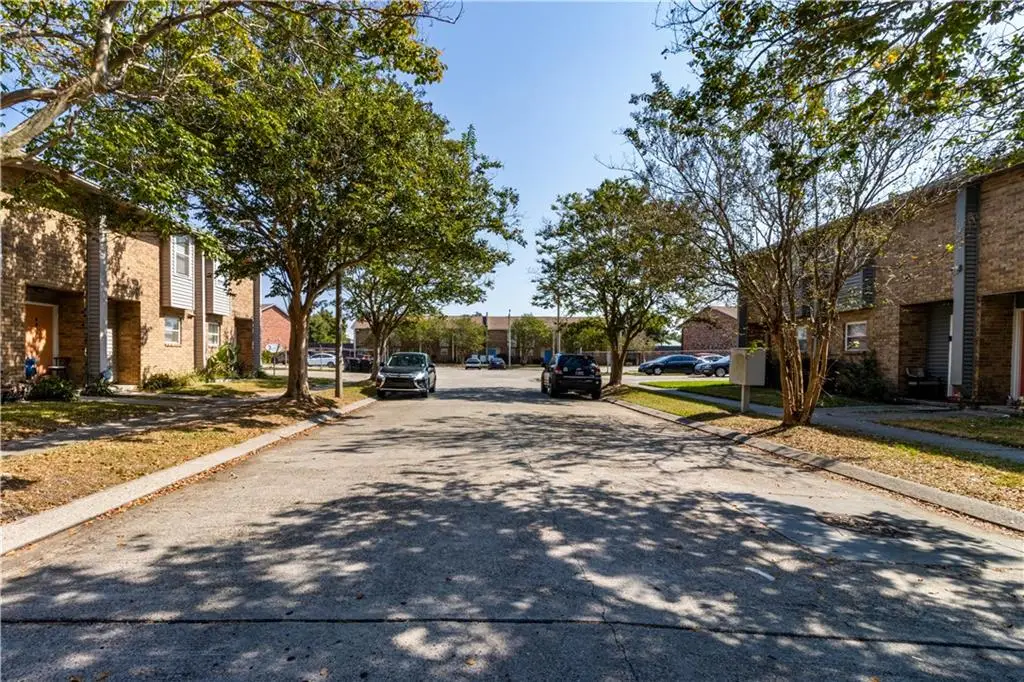 11900-50 Lakeland Court, New Orleans, LA 70128 - Image #1