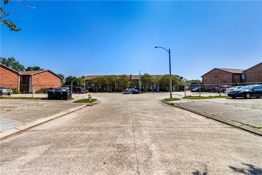 11900-50 Lakeland Court, New Orleans, LA 70128 - Image #3