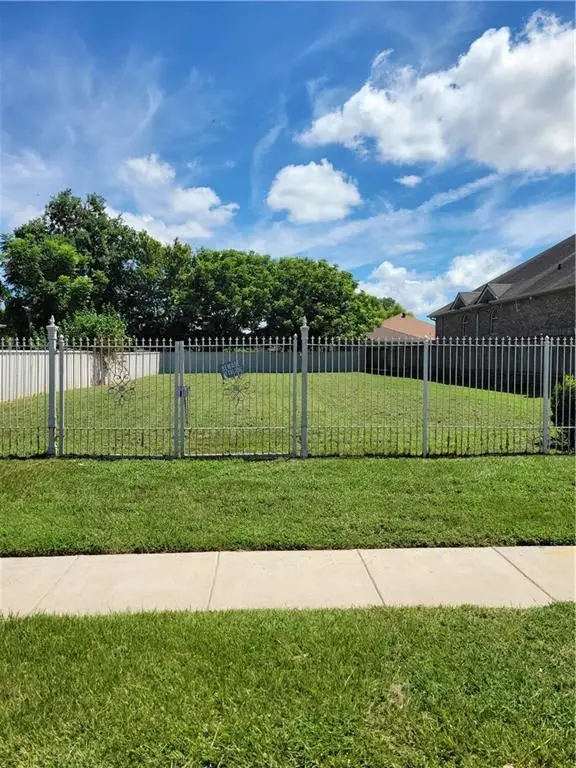 4971 Gallier Drive, New Orleans, LA 70126