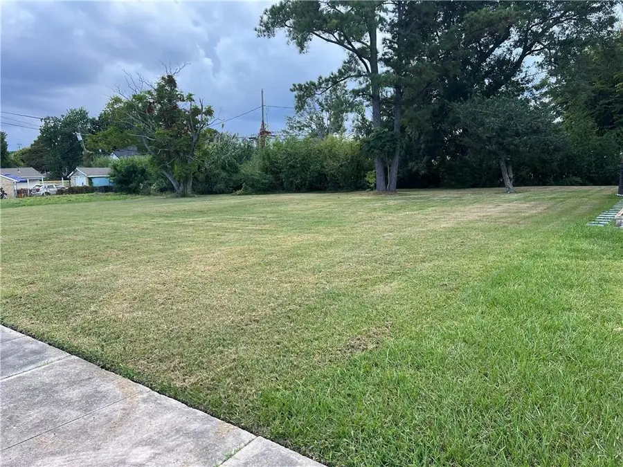 70 Patterson Drive, Chalmette, LA 70043 - #2