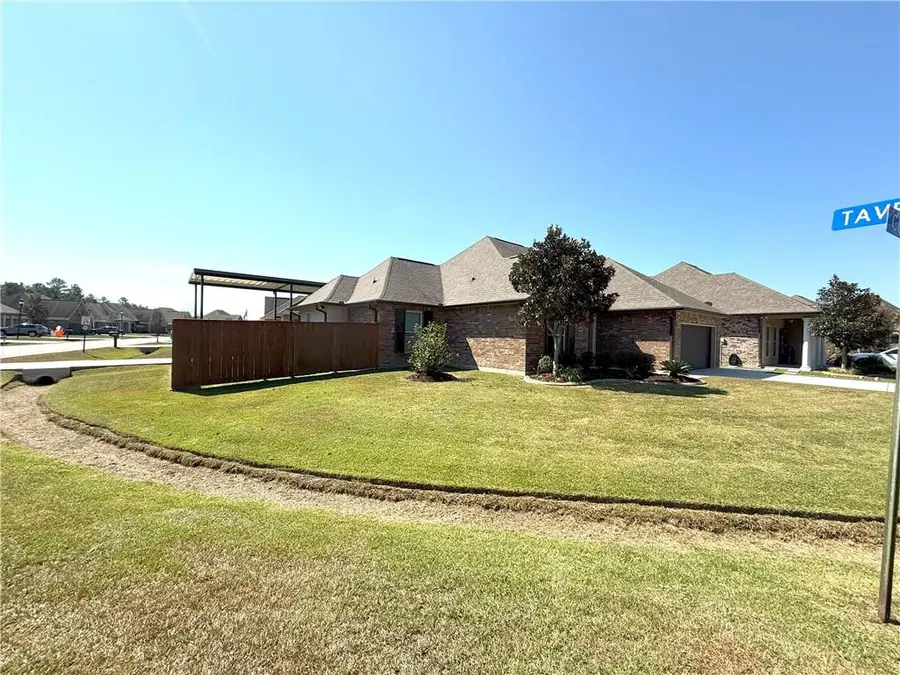 10136 Cesson Court, Madisonville, LA 70447 - Image #2