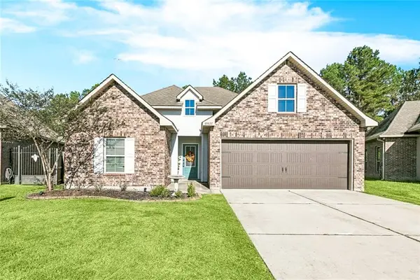 69628 Taverny Court, Madisonville, LA 70447