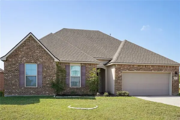824 Lakeshore Village Drive, Slidell, LA 70461