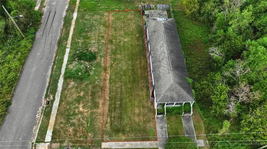 2104 Deslonde Street, New Orleans, LA 70117 - Image #3