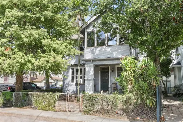 2239 General Taylor Street, New Orleans, LA 70115