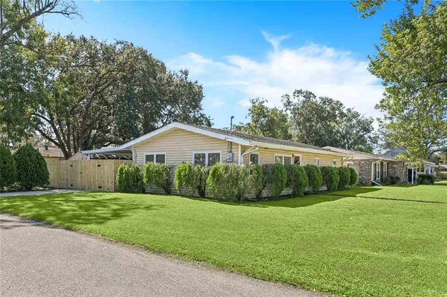 215 Citrus Road, River Ridge, LA 70123 - Image #2