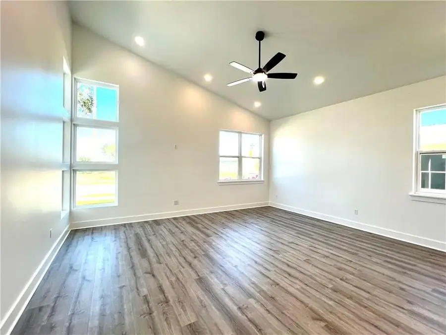 2809 Live Oak Drive, Terrytown, LA 70056 - Image #2